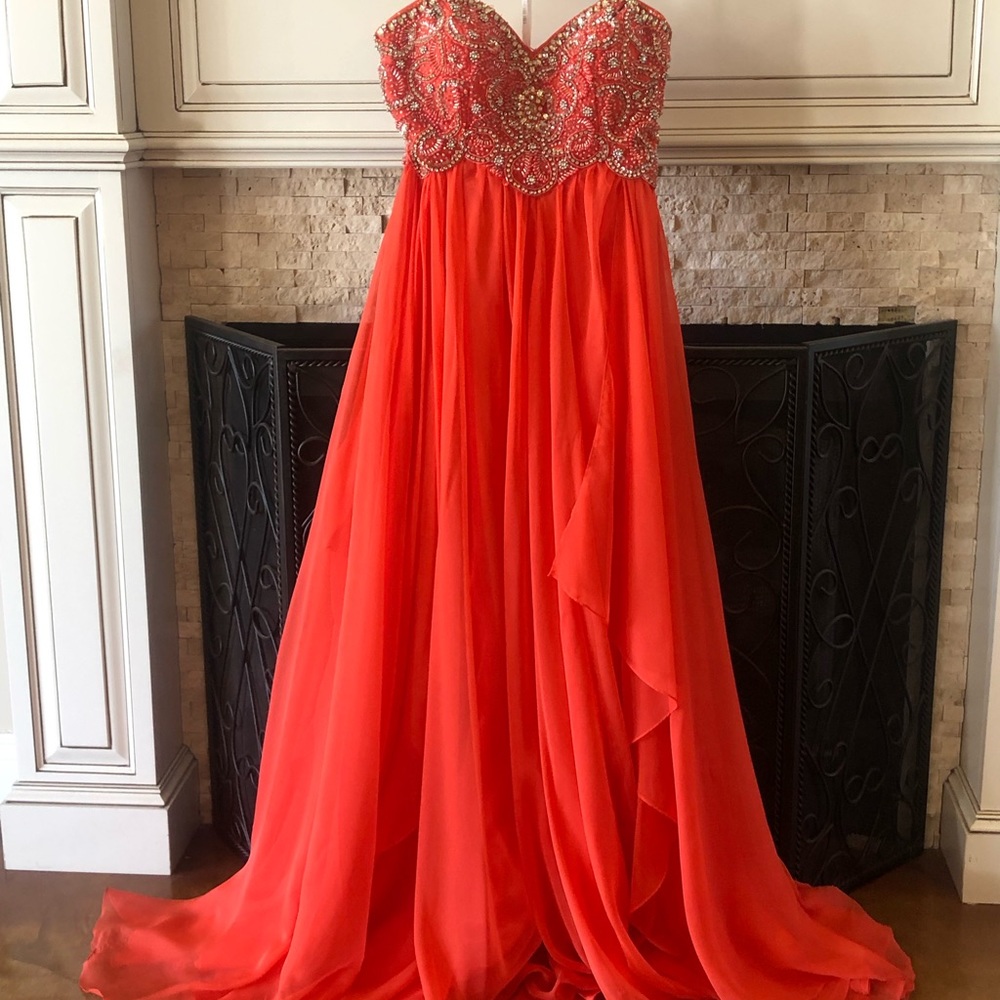 Sherri Hill Ladies Gown